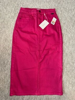 Cello NWT denim pencil skirt